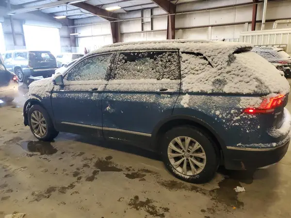 3VV2B7AX5JM072044 2018 VOLKSWAGEN TIGUAN - Image 2