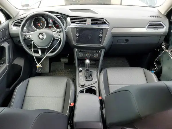 3VV2B7AX5JM078801 2018 VOLKSWAGEN TIGUAN - Image 8