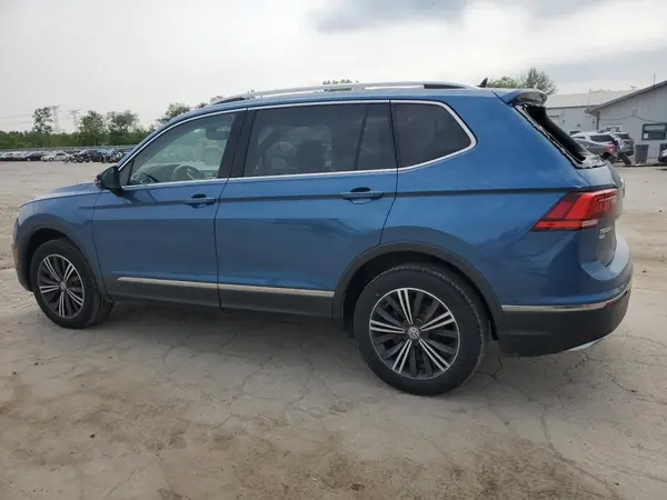 3VV2B7AX5JM084176 2018 VOLKSWAGEN TIGUAN - Image 2