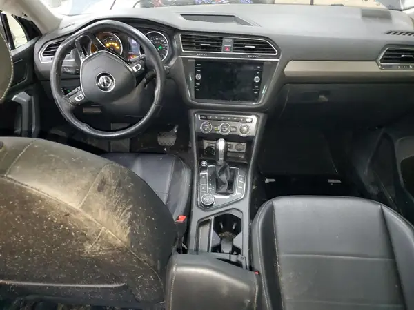 3VV2B7AX5JM102255 2018 VOLKSWAGEN TIGUAN - Image 8