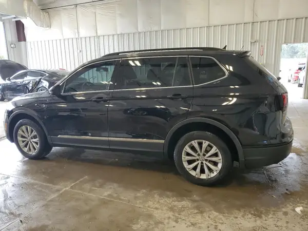 3VV2B7AX5JM125552 2018 VOLKSWAGEN TIGUAN - Image 2