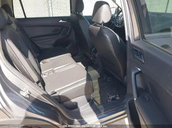 3VV2B7AX5JM142903 2018 VOLKSWAGEN TIGUAN - Image 8
