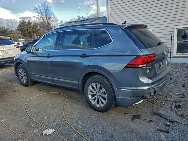 3VV2B7AX5JM147857 2018 VOLKSWAGEN TIGUAN - Image 2