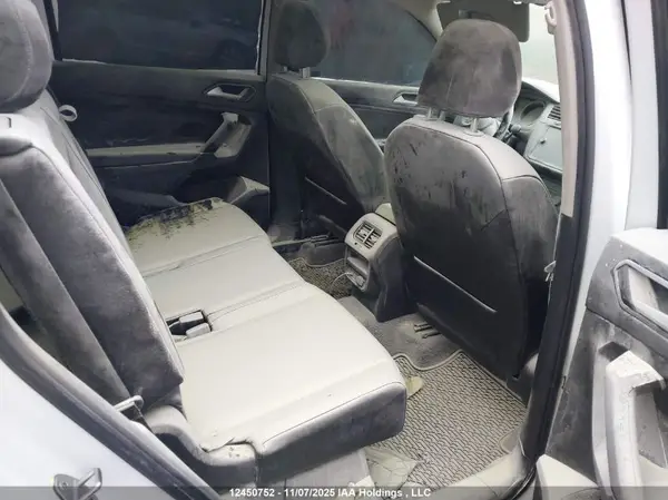 3VV2B7AX5JM154730 2018 VOLKSWAGEN TIGUAN - Image 8
