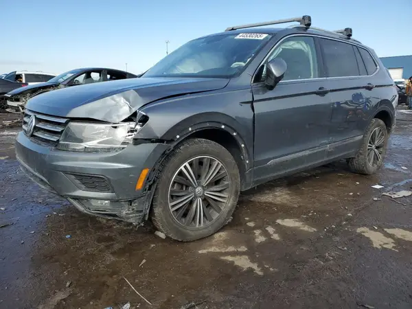 3VV2B7AX5JM159846 2018 VOLKSWAGEN TIGUAN - Image 1
