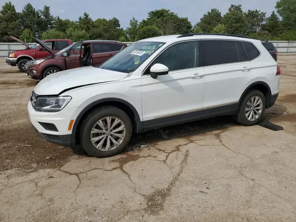 3VV2B7AX5JM161449 2018 VOLKSWAGEN TIGUAN - Image 1