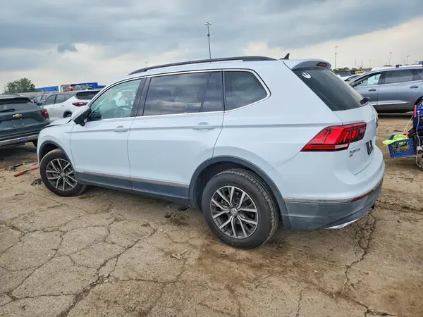 3VV2B7AX5JM222184 2018 VOLKSWAGEN TIGUAN - Image 2