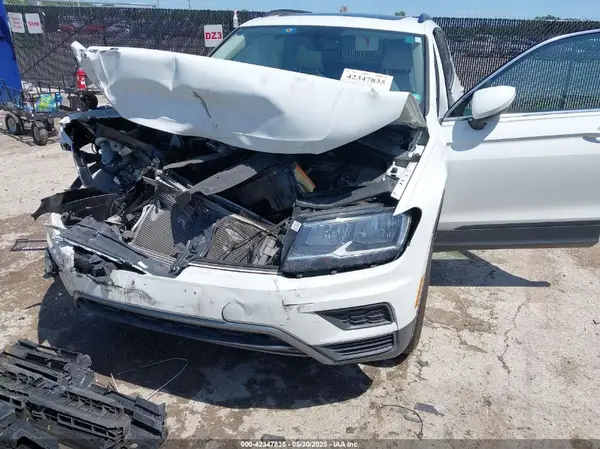 3VV2B7AX5KM005722 2019 VOLKSWAGEN TIGUAN - Image 2
