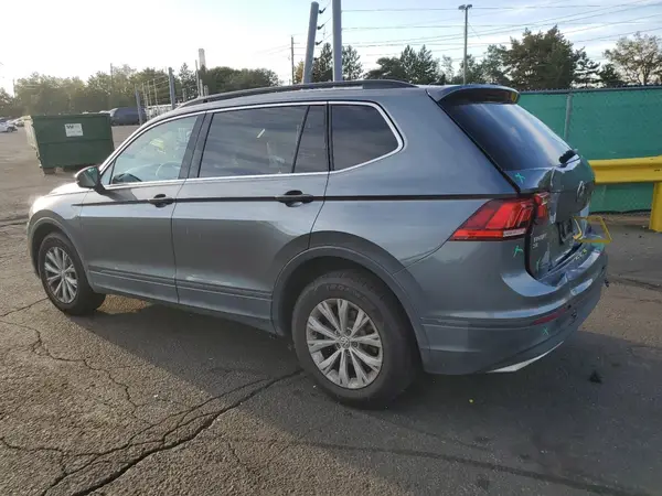 3VV2B7AX5KM017028 2019 VOLKSWAGEN TIGUAN - Image 2
