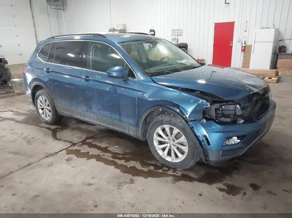 3VV2B7AX5KM033004 2019 VOLKSWAGEN TIGUAN - Image 1