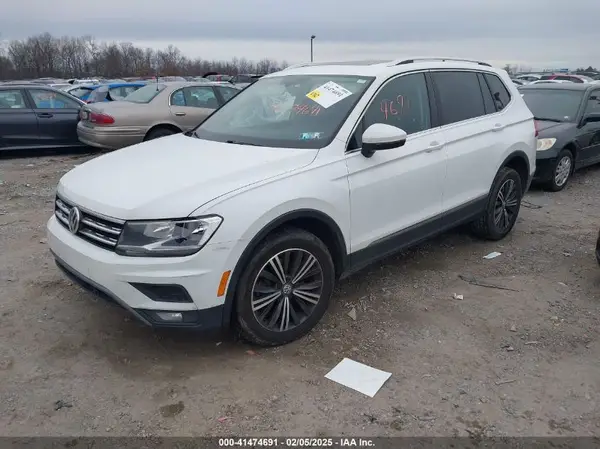 3VV2B7AX5KM036131 2019 VOLKSWAGEN TIGUAN - Image 2