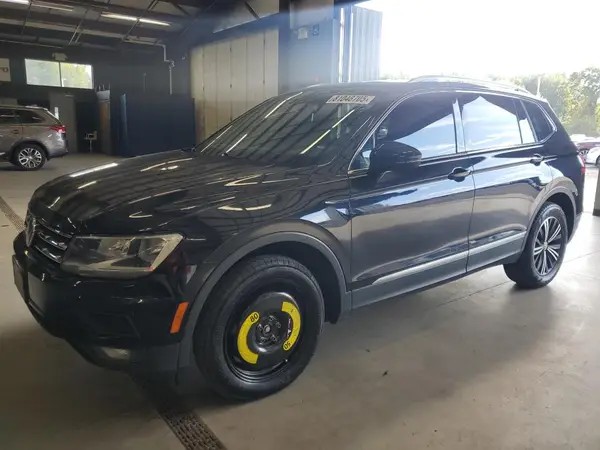 3VV2B7AX5KM061949 2019 VOLKSWAGEN TIGUAN - Image 1