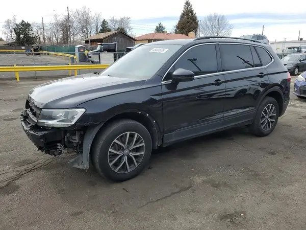 3VV2B7AX5KM073079 2019 VOLKSWAGEN TIGUAN - Image 1