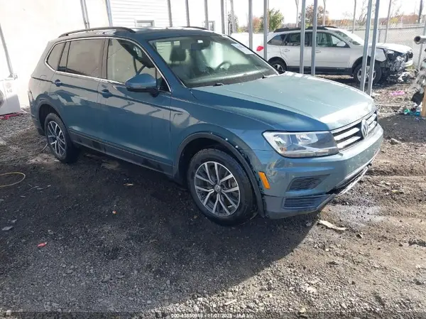 3VV2B7AX5KM096751 2019 VOLKSWAGEN TIGUAN - Image 1