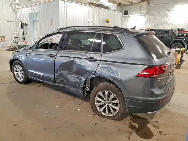 3VV2B7AX5KM107229 2019 VOLKSWAGEN TIGUAN - Image 2