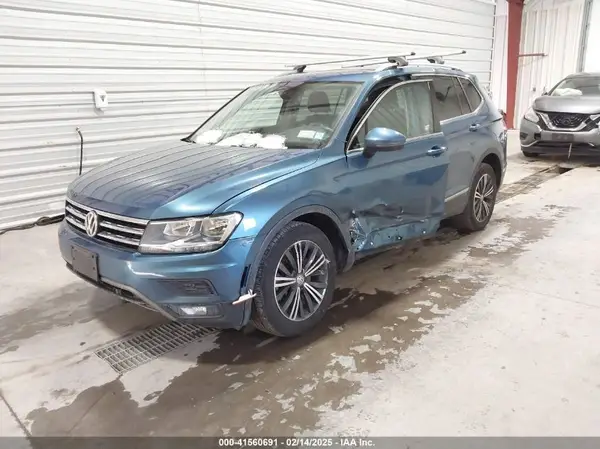 3VV2B7AX5KM113774 2019 VOLKSWAGEN TIGUAN - Image 2