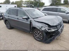 3VV2B7AX5KM136424 2019 VOLKSWAGEN TIGUAN