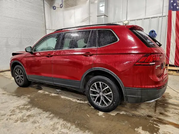 3VV2B7AX5KM139968 2019 VOLKSWAGEN TIGUAN - Image 2