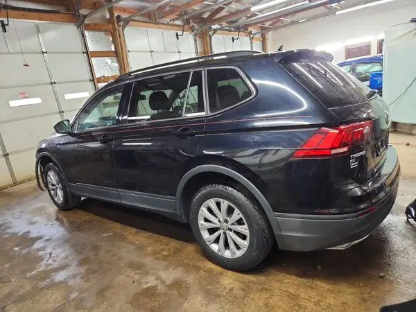 3VV2B7AX5KM145527 2019 VOLKSWAGEN TIGUAN - Image 2