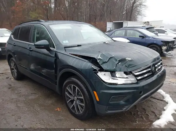3VV2B7AX5KM157595 2019 VOLKSWAGEN TIGUAN - Image 1