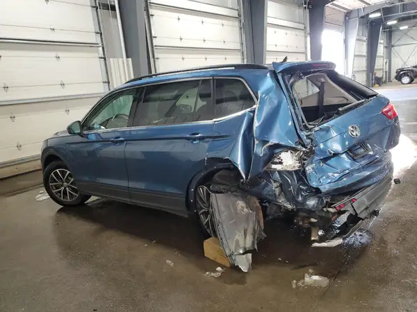 3VV2B7AX5KM174574 2019 VOLKSWAGEN TIGUAN - Image 2
