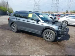 3VV2B7AX5KM198454 2019 VOLKSWAGEN TIGUAN