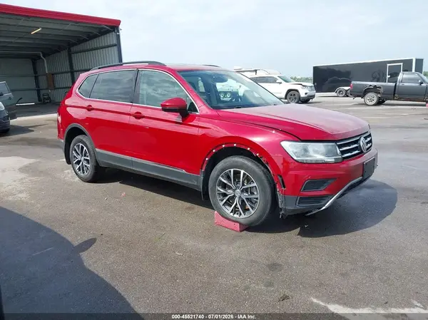 3VV2B7AX5LM015832 2020 VOLKSWAGEN TIGUAN - Image 1