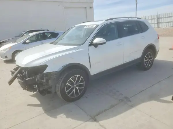 3VV2B7AX5LM020626 2020 VOLKSWAGEN TIGUAN - Image 1
