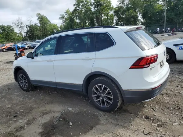 3VV2B7AX5LM039449 2020 VOLKSWAGEN TIGUAN - Image 2