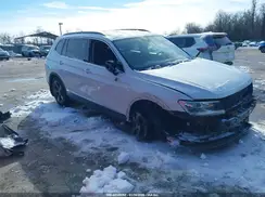 3VV2B7AX5LM044053 2020 VOLKSWAGEN TIGUAN
