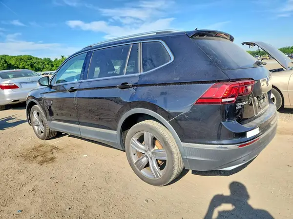 3VV2B7AX5LM080907 2020 VOLKSWAGEN TIGUAN - Image 2