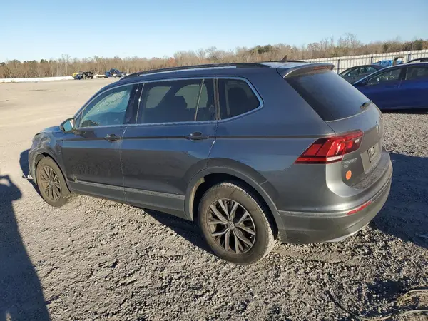 3VV2B7AX5LM092071 2020 VOLKSWAGEN TIGUAN - Image 2