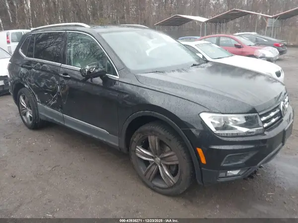 3VV2B7AX5LM104011 2020 VOLKSWAGEN TIGUAN - Image 1