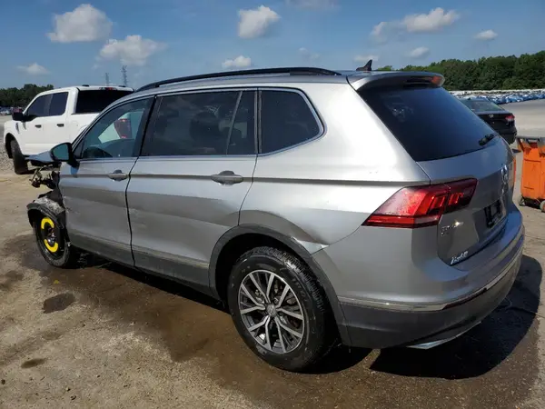 3VV2B7AX5LM108110 2020 VOLKSWAGEN TIGUAN - Image 2