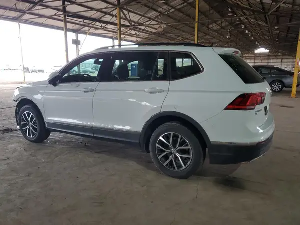 3VV2B7AX5LM117261 2020 VOLKSWAGEN TIGUAN - Image 2