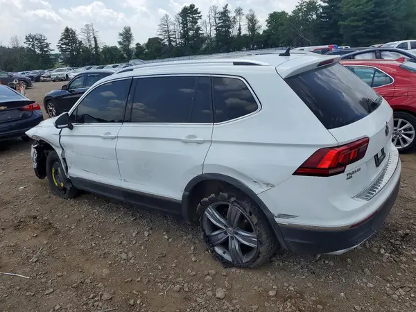 3VV2B7AX5LM141379 2020 VOLKSWAGEN TIGUAN - Image 2