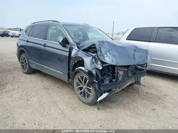 3VV2B7AX5LM150504 2020 VOLKSWAGEN TIGUAN - Image 1