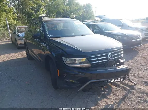 3VV2B7AX5LM154035 2020 VOLKSWAGEN TIGUAN - Image 1