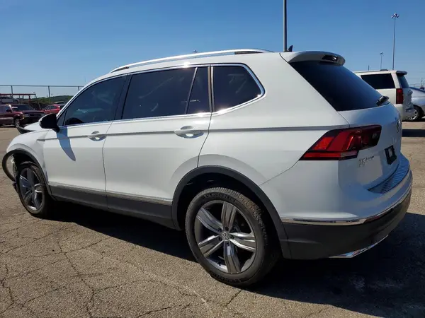 3VV2B7AX5MM104821 2021 VOLKSWAGEN TIGUAN - Image 2