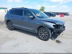 3VV2B7AX5MM120405 2021 VOLKSWAGEN TIGUAN