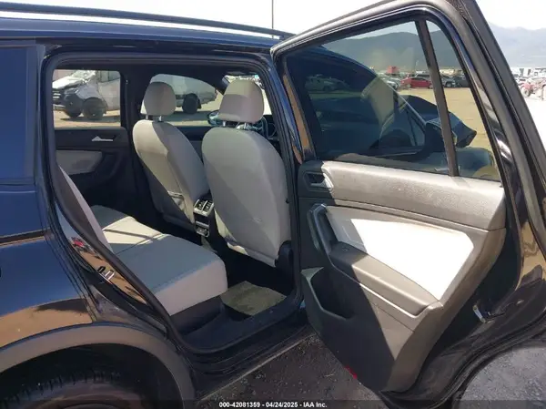 3VV2B7AX5MM140654 2021 VOLKSWAGEN TIGUAN - Image 8