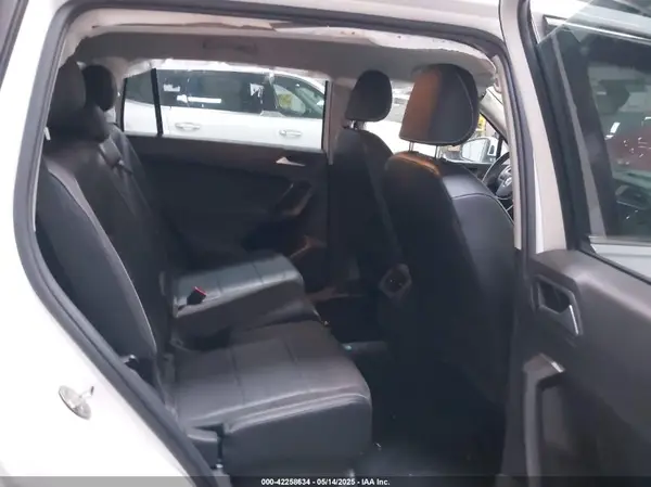 3VV2B7AX5MM142338 2021 VOLKSWAGEN TIGUAN - Image 8