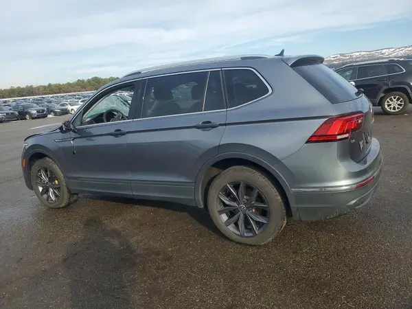 3VV2B7AX5NM029507 2022 VOLKSWAGEN TIGUAN - Image 2