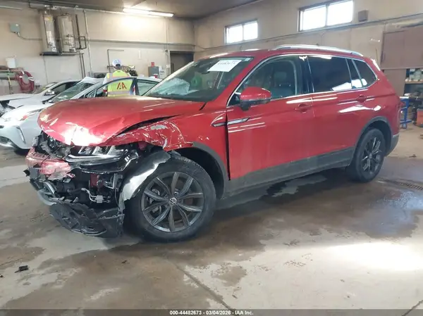 3VV2B7AX5NM068033 2022 VOLKSWAGEN TIGUAN - Image 2