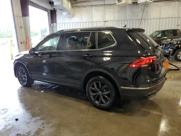 3VV2B7AX5NM111365 2022 VOLKSWAGEN TIGUAN - Image 2