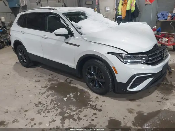 3VV2B7AX5NM163109 2022 VOLKSWAGEN TIGUAN - Image 1