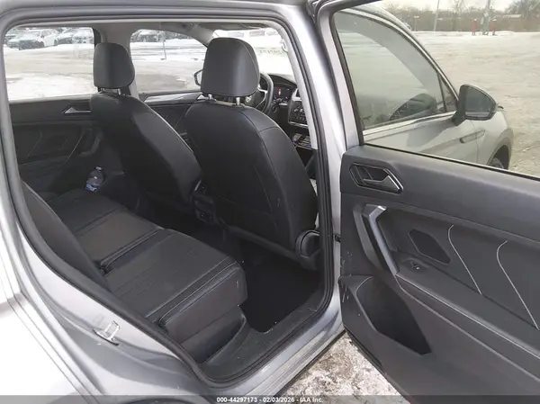 3VV2B7AX5PM033561 2023 VOLKSWAGEN TIGUAN - Image 8