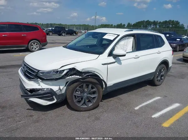 3VV2B7AX5RM032493 2024 VOLKSWAGEN TIGUAN - Image 2