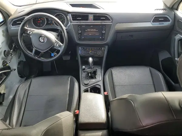 3VV2B7AX6JM000690 2018 VOLKSWAGEN TIGUAN - Image 8