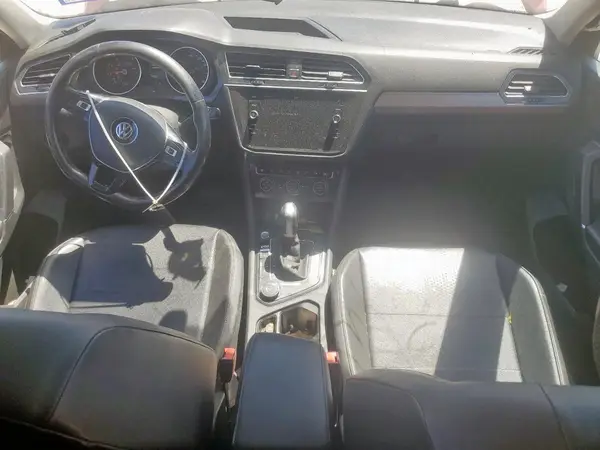 3VV2B7AX6JM009339 2018 VOLKSWAGEN TIGUAN - Image 8